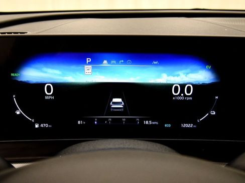 Certified 2025 Kia Sportage SX Prestige AWD/4WD image 23