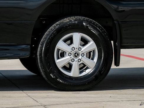 Used 2025 Mercedes-Benz Sprinter 2500 image 67