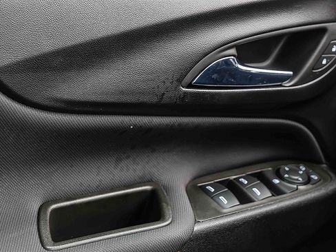 Used 2024 Chevrolet Equinox RS AWD/4WD image 14