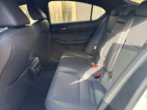 Used 2022 Lexus IS 300 AWD w/ Premium Package image 31