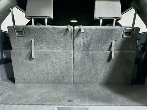 Used 2025 Toyota 4Runner SR5 image 28