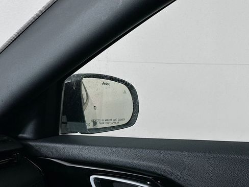 New 2026 Jeep Compass Limited image 24