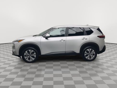 Used 2023 Nissan Rogue SV image 30