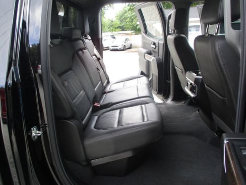 Used 2020 GMC Sierra 1500 Denali w/ Denali Ultimate Package AWD/4WD image 39