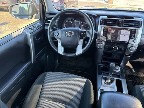 Used 2022 Toyota 4Runner SR5 image 10
