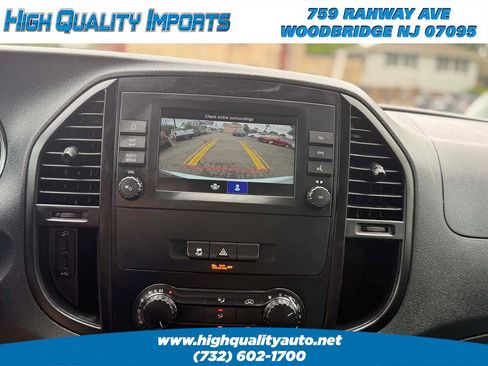 Used 2021 Mercedes-Benz Metris image 24