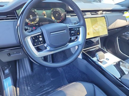 New 2026 Land Rover Range Rover SE AWD/4WD image 17