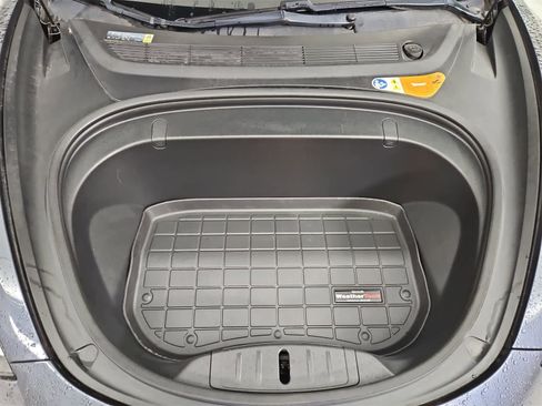 Used 2018 Tesla Model 3 Mid Range image 14