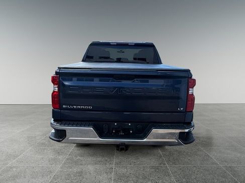 Used 2021 Chevrolet Silverado 1500 LT AWD/4WD image 4