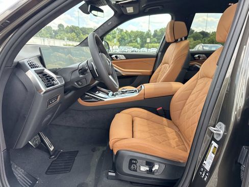 New 2027 BMW X7 xDrive40i w/ Executive Package AWD/4WD image 14