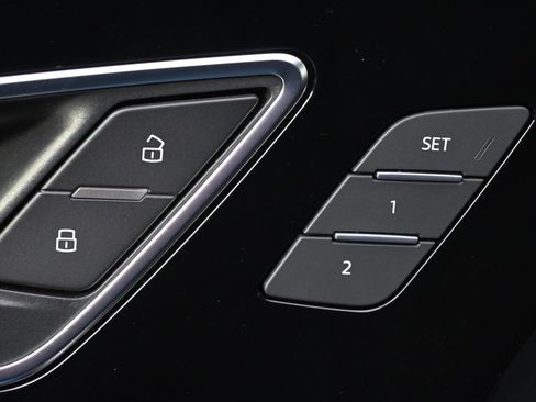 Used 2022 Audi Q4 e-tron Premium w/ Convenience Package image 24