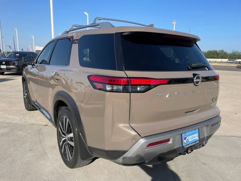Certified 2024 Nissan Pathfinder Platinum w/ Cargo Package AWD/4WD image 5