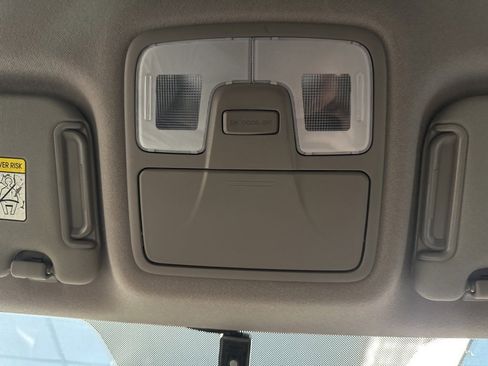 Used 2011 Hyundai Tucson GLS w/ Navigation Pkg 2 image 26