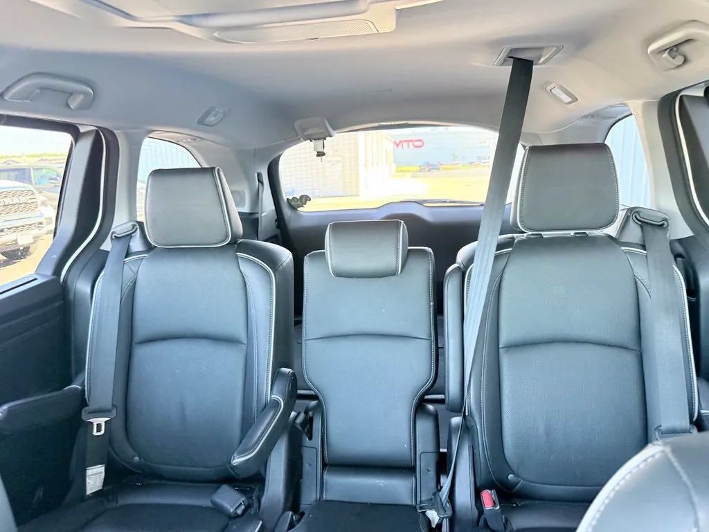 Used 2022 Honda Odyssey Elite image 25