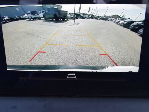 Used 2024 Buick Encore GX Sport Touring image 5