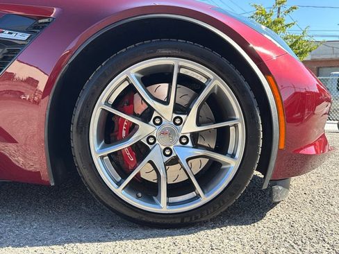 Used 2016 Chevrolet Corvette Z06 w/ 3LZ Preferred Equipment Group RWD image 13