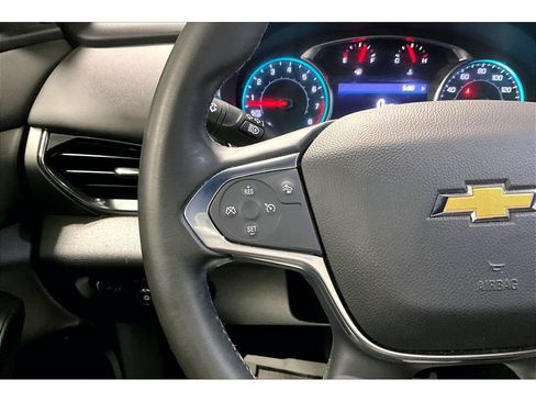 Used 2023 Chevrolet Traverse LT AWD/4WD image 19