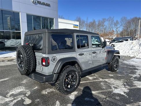 Used 2021 Jeep Wrangler Unlimited Willys image 3