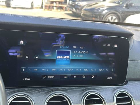 Used 2021 Mercedes-Benz E 350 4MATIC Sedan image 26