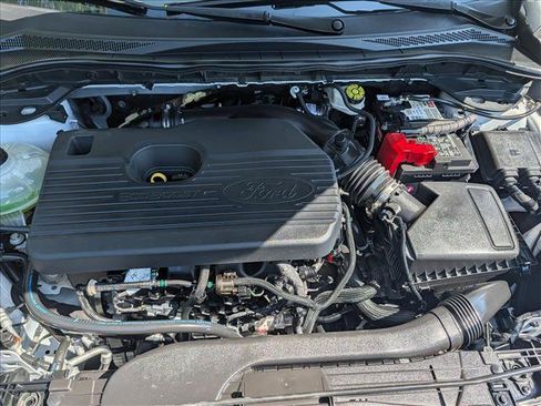 Used 2020 Ford Escape Titanium AWD/4WD image 10