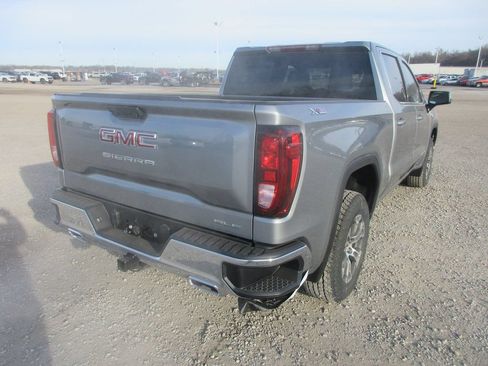 New 2026 GMC Sierra 1500 SLE AWD/4WD image 5