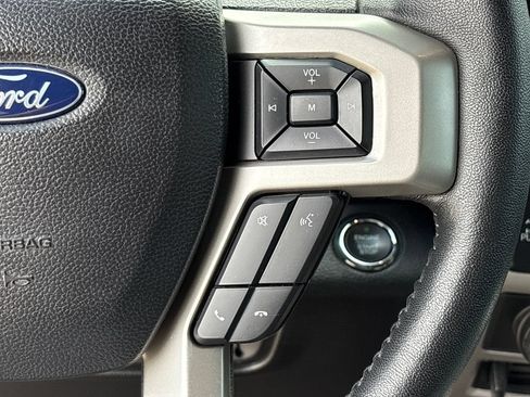 Used 2020 Ford F150 Lariat w/ Equipment Group 502A Luxury AWD/4WD image 20