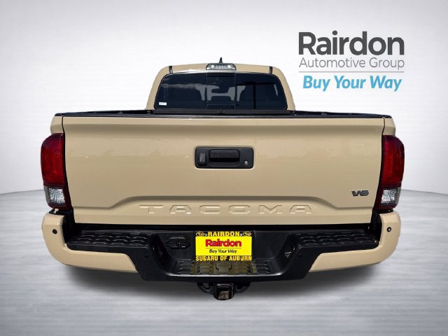 Used 2018 Toyota Tacoma TRD Sport w/ Technology Package AWD/4WD image 6