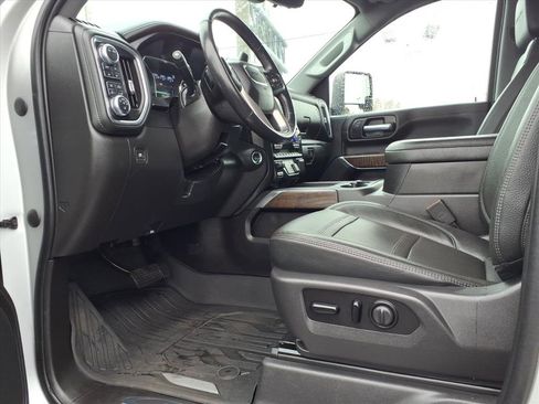 Used 2021 GMC Sierra 3500 Denali w/ Denali Ultimate Package image 13