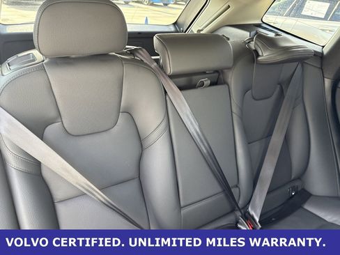 Certified 2025 Volvo XC60 B5 Plus image 34