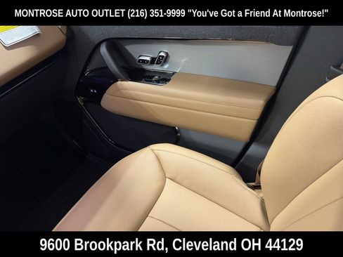 New 2026 Land Rover Range Rover Sport SE image 39