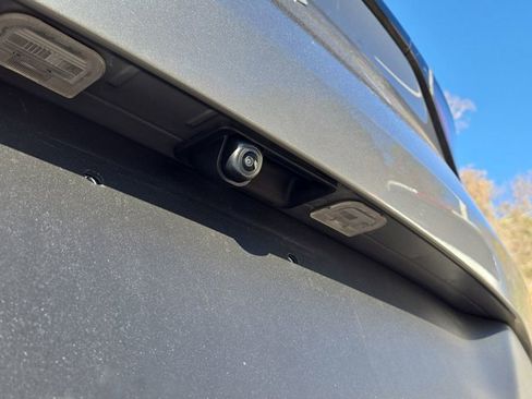 Used 2024 Kia Sportage EX image 9