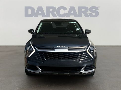 Used 2024 Kia Sportage LX FWD image 2