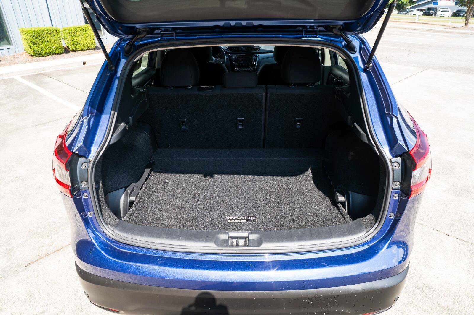 Used 2021 Nissan Rogue Sport S FWD image 8