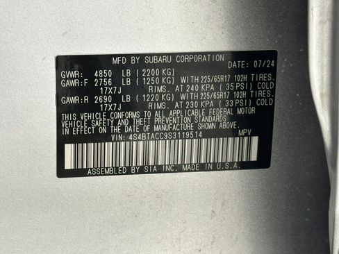 Used 2025 Subaru Outback Premium image 29