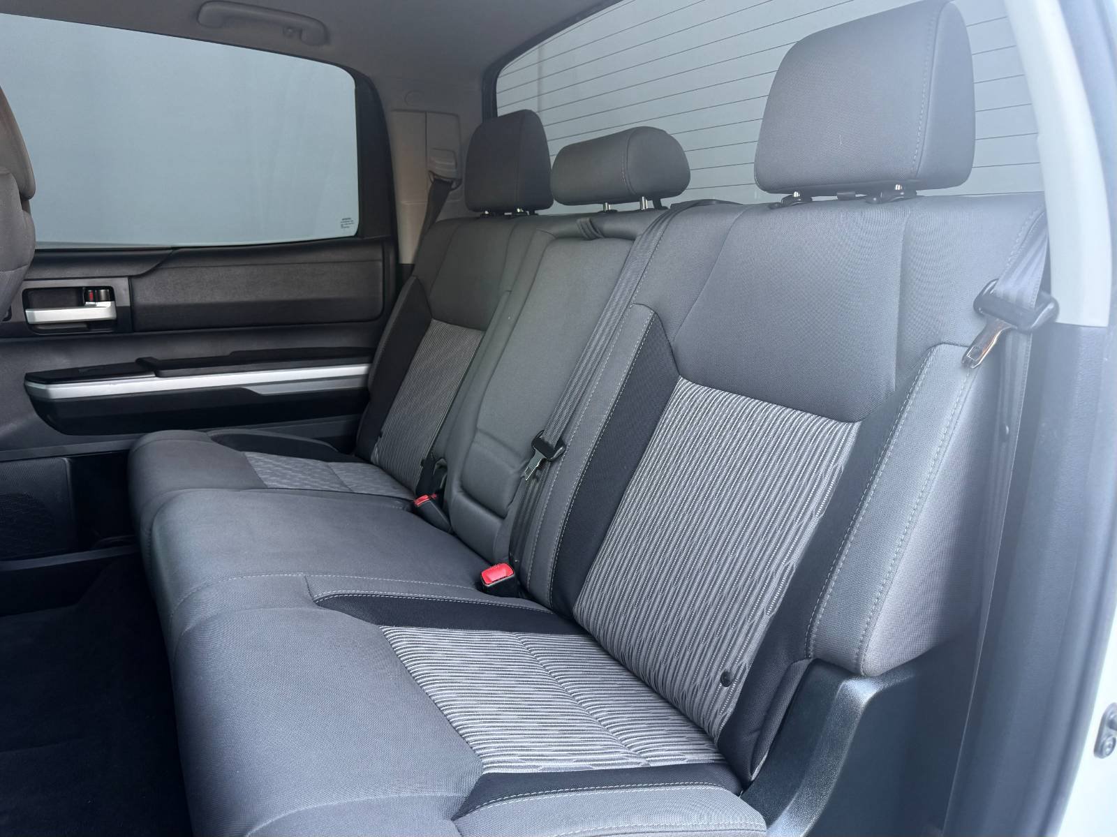 Used 2015 Toyota Tundra SR5 AWD/4WD image 20