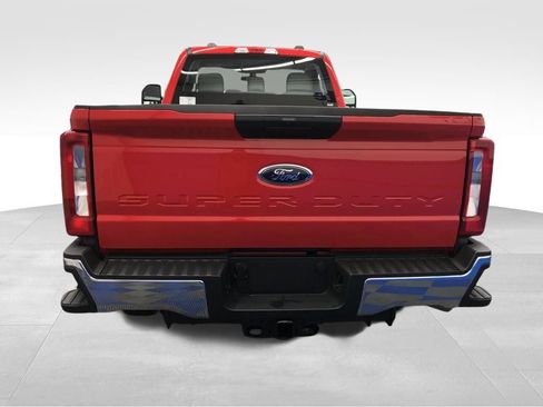 New 2026 Ford F250 XL w/ XL Chrome Package AWD/4WD image 5