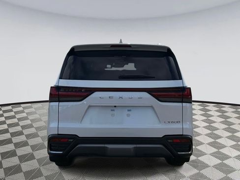 New 2026 Lexus LX 600 4WD w/ Luxury Package image 3