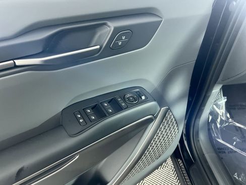 New 2026 Kia EV9 Light image 16