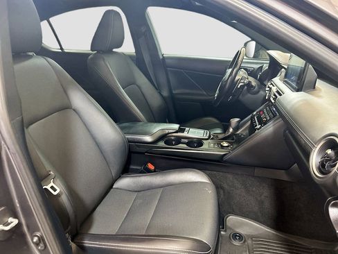 Used 2022 Lexus IS 300 w/ Premium Package RWD image 26