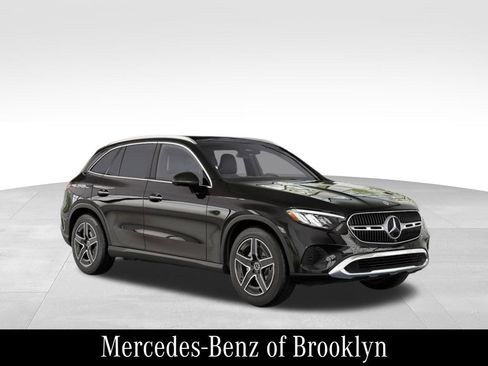 Used 2026 Mercedes-Benz GLC 300 4MATIC image 14