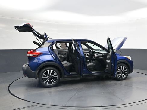 Used 2020 Nissan Kicks SR w/ SR Premium Package FWD image 42