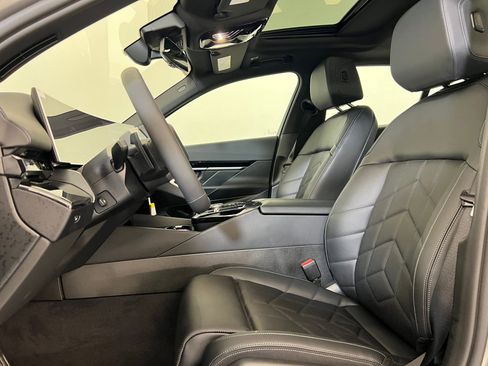 New 2026 BMW 530i xDrive w/ M Sport Package AWD/4WD image 5