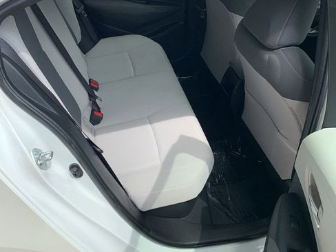Used 2021 Toyota Corolla LE w/ Carpet Mat Package (TMS) FWD image 11