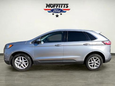 Certified 2024 Ford Edge SEL w/ Convenience Package AWD/4WD image 2