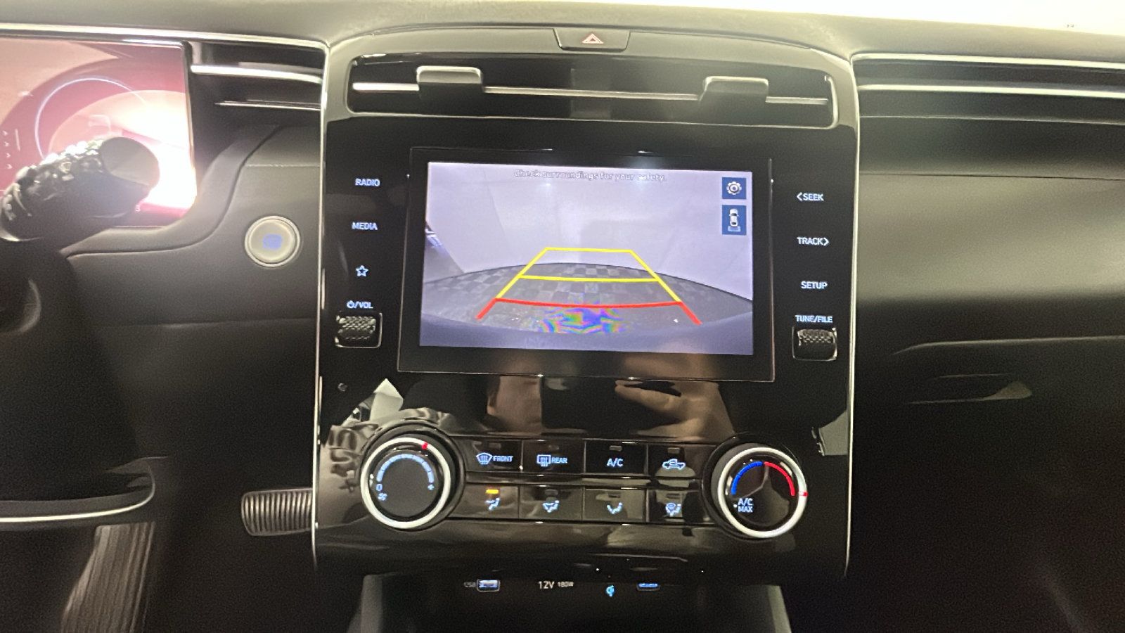 Used 2023 Hyundai Santa Cruz Night AWD/4WD image 29