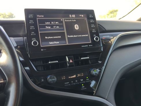 Used 2024 Toyota Camry XSE image 22