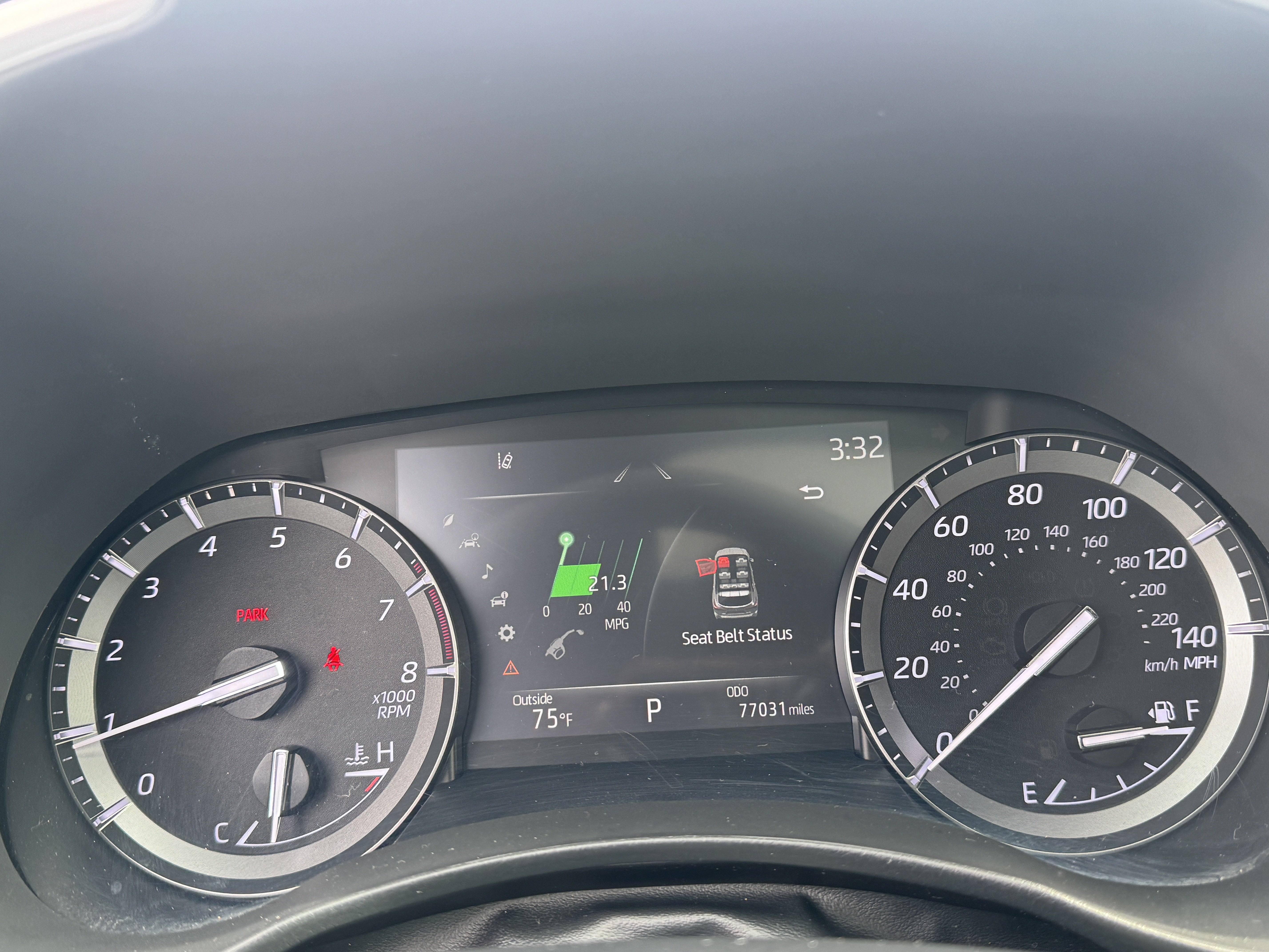 Certified 2021 Toyota Highlander XSE FWD image 16