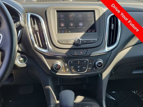 Used 2024 Chevrolet Equinox LT AWD/4WD image 15