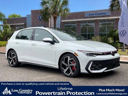 New 2026 Volkswagen GTI SE image 1