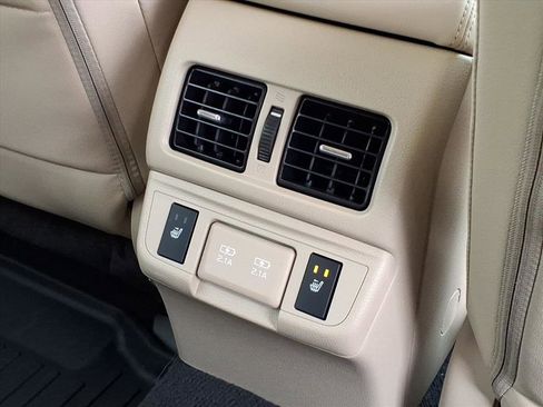 Used 2019 Subaru Outback 2.5i Limited w/ Popular Package #2 image 15